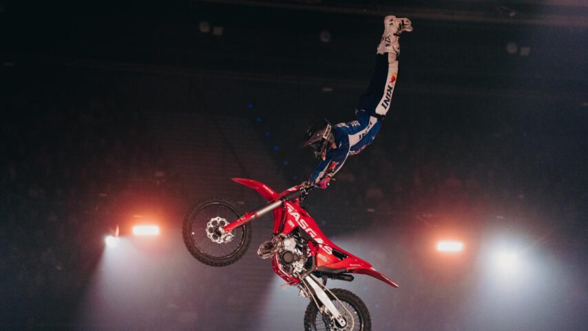 Masters of Dirt